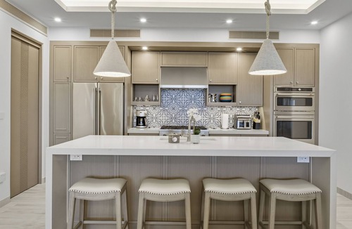 Paraiso Escondido Condo | Gorgeous 3BR Oceanview Condo with Stunning Views