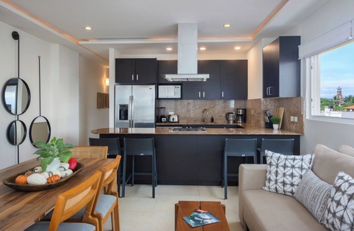 Emiliano Zapata Condo | Gorgeous condo in the heart of Romatinc Zone at The Park! 2BR/2 BATHS