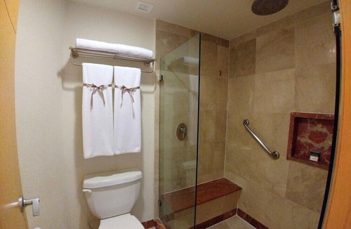 Cozumel Hotel | Grand Park Cozumel Cozy Studio with a Short Walk to the Beach