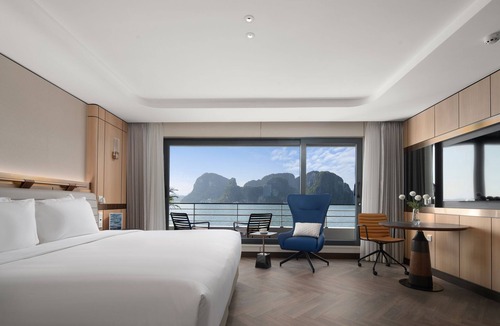 Ha Long Boat Rental | Grand Pioneers Halong Bay Cruise 1