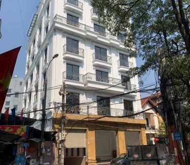 Trung Hoa Nhan Chinh Apartment | Granda Lake View Hotel & Apartment