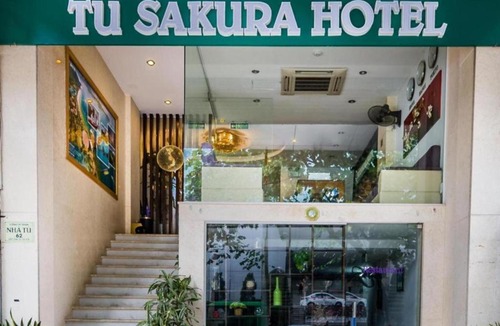 Dich Vong Hau Hotel | Green Field Hotel