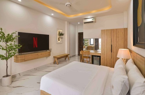 Phuong 15 Hotel | Green Riverside Hotel