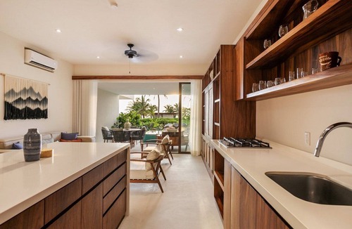 Zihuatanejo Villa | Ground-Floor Ocean-View Villa with Private Plunge Pool