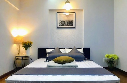 Phu My Hung Apartment | GROUP STAY350sq Penthouse+Roof Deck