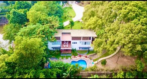 Soc Son House | Guitar DC Homestay Suitable for 12 to 18 people