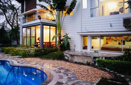 Soc Son House | Guitar DC Homestay Suitable for 12 to 18 people