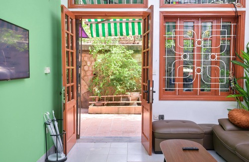 Old Quarter House | Hằng Home - 4 Bedrooms Train View Balcony Gym