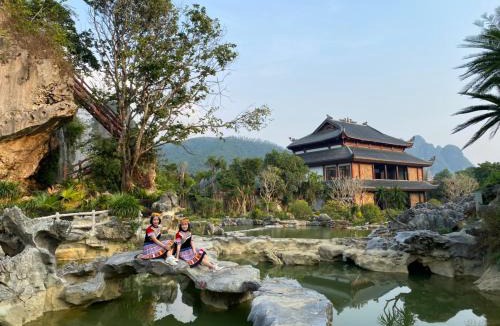 Bai Lang House | HỒ ĐÁ CỔ THIÊN LONG RESORT