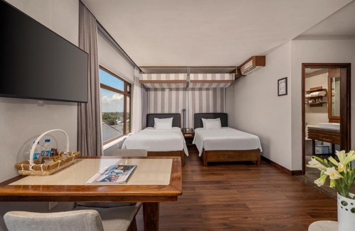 Cua Đai Hotel | HA Ocean Front Hotel and Apartment