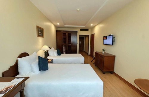 Ngo Quyen Hotel | Hai Phong Harbour View Hotel