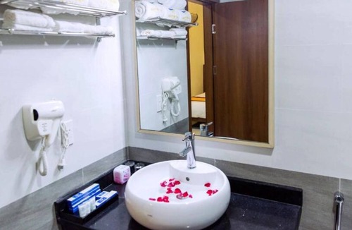 Hoang Hoa Hotel | Hai Tien Plaza Hotel
