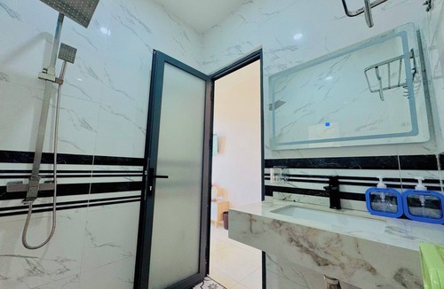 Ganh Dau Hostel | Haleeda Homestay Grand World Phu Quoc