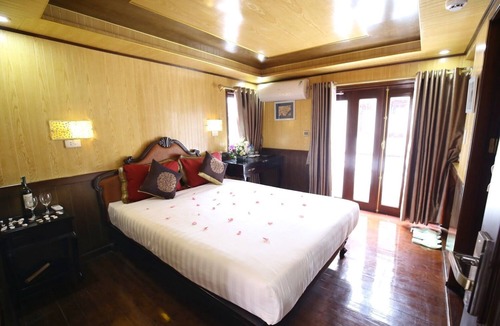 Hon Gai Boat Rental | Halong Bay 2 days packaged on Deluxe Cruise