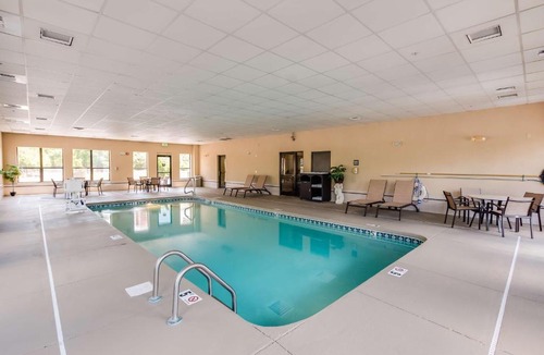 Dickson Hotel | Hampton Inn Dickson
