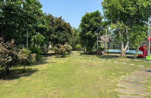 Ben Luc Villa | Hana Villa