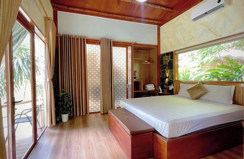 Hoa Lu Hotel | Hang Mua Eco Garden