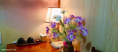 Hoa Lu Hotel | Hang Mua Eco Garden