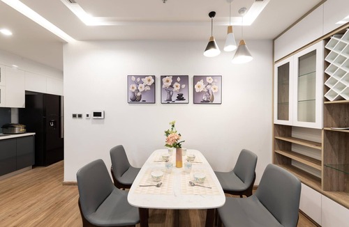 Cong Vi Apartment | HANOI 5* APARTMENT/SERVICED 24-24