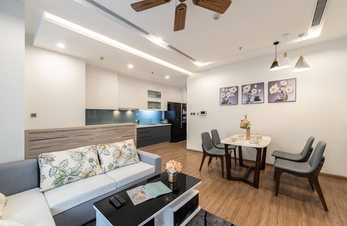 Cong Vi Apartment | HANOI 5* APARTMENT/SERVICED 24-24