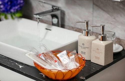 Soc Son Hostel | Hanoi Airport Suites Hostel & Travel