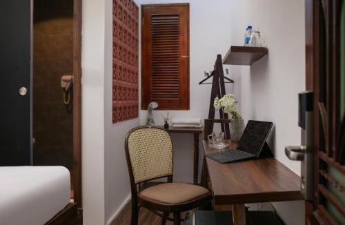 Hang Buom Hotel | Hanoi Backpackers Hostel & Rooftop bar