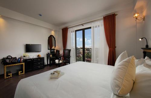 Hang Trong Hotel | Hanoi Center Silk Premium Hotel & Spa & Travel