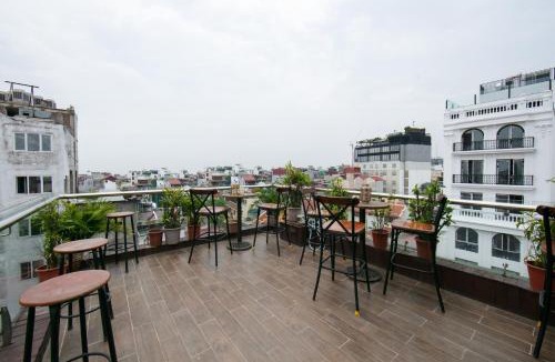 Hanoi Backpacker Quarter Hostel | Hanoi Downtown Hostel & Rooftop Bar