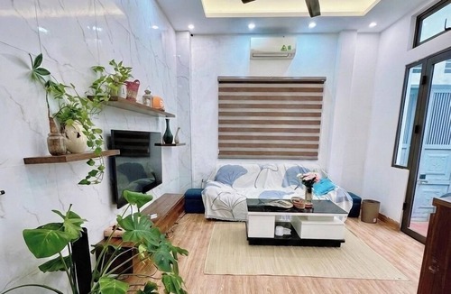 Nhat Tan Apartment | Hanoi Heritage Entire House: 2BR House near West Lake w/Balcony/Free 2 Bicycle