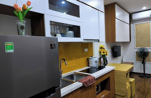Tu Liem Apartment | Hanoi Vinhomes Green Bay studio apartment/Pool/Free Wifi Netflix/In-room spa