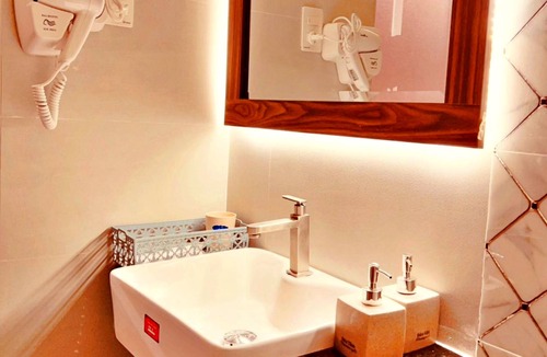 Go Vap Hotel | HANZ Minh Thu Hotel Go Vap