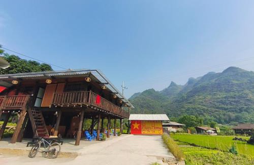 Yen Minh House | Happy Homestay Du Già BUNGGALOW