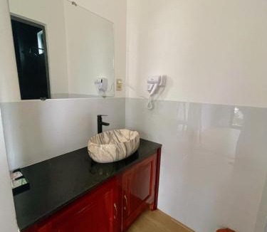 Dong Hoa House | Happy Villa