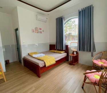 Dong Hoa House | Happy Villa