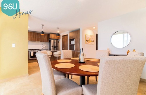 El Marques House | Harmony House