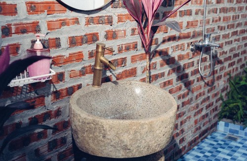 Hoa Lu Hotel | Havenora Retreat