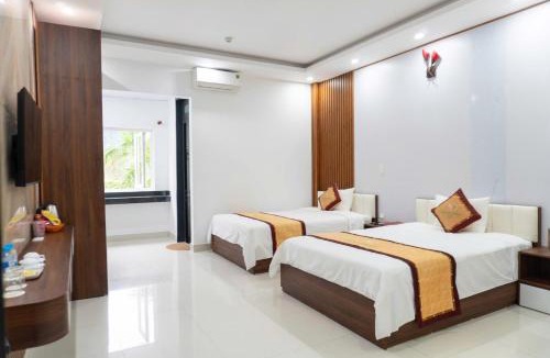 Phong Nha Hotel | Heritage By Night
