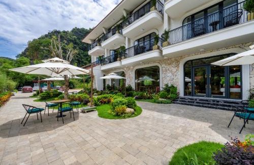 Hoa Lu Hotel | Heritage Charm Hotel Trang An
