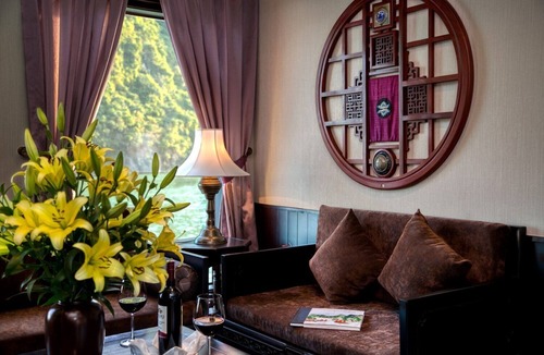 Ha Long Boat Rental | Heritage Line Violet cruise – Ha Long Bay & Lan Ha Bay