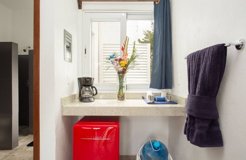 Colonia Centro Villa | HGTV-Featured Coastal Retreat Walk to the Sea Perfect for Divers