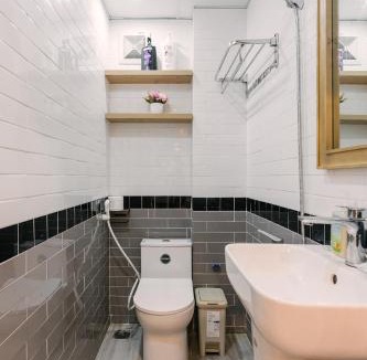 Trang Tien House | Hi-Home HanoiCenter Big Group-4BRs 2mins to HoanKiem Lake