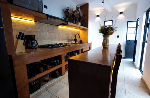 Centro House | Histórica Casona Oaxaqueña tranquila y con excelente ubicación. Lobby y Balcón