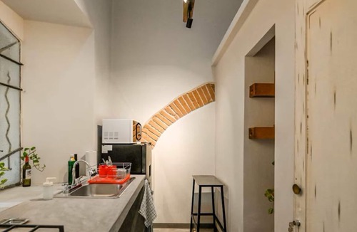 Puebla Historic Center Apartment | Historic Aptartment w/Balconies facing Casa de los Muñecos & French Building