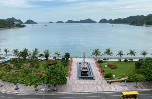 Cat Ba Hotel | Hoàng Ngọc Hotel