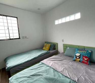 Ninh Kieu Apartment | HO GIA AN Home - Green Room - Ngay trung tâm Phố Ẩm Thực