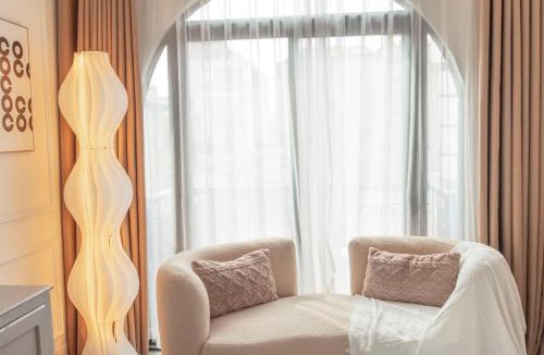 French Quarter Hotel | Hoan Kiem Lake Hotel Alley 22 Hàng Vôi