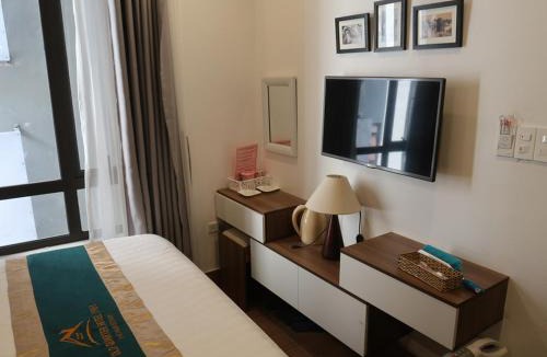 French Quarter Hotel | Hoan Kiem Old Quarter Hotel Alley 22 Hang Voi