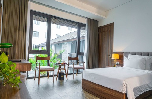 Ninh Binh Hotel | Hoang Son Peace Hotel
