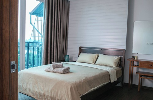 Truc Bach House | Home. Homestay – Lakeside Serenity in Hanoi