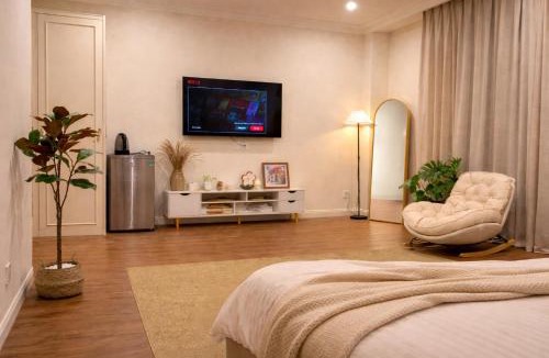 Thuy Nguyen Apartment | Homemie